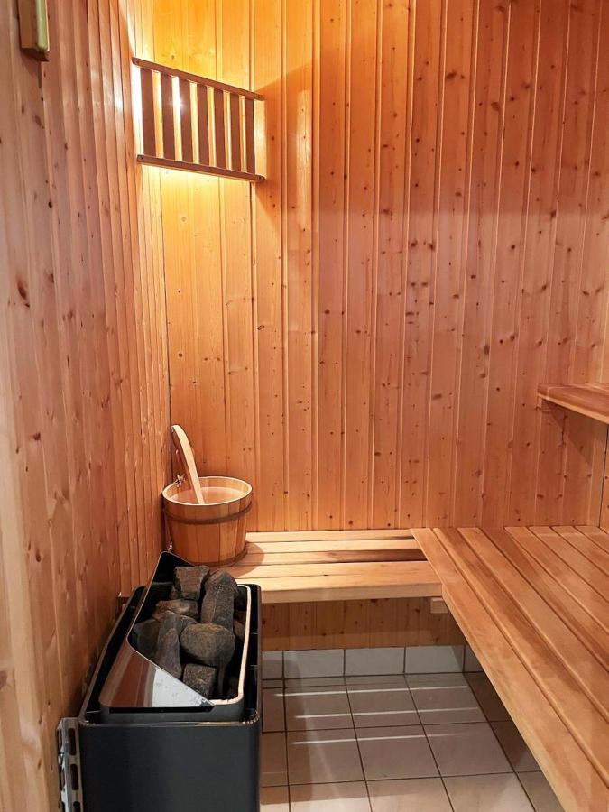 Das Puppenhaus, Reetdach, Sauna, Kamin, Eingezaeunt, Badewanne, Haustiere Willkommen Emmelsbüll-Horsbüll Extérieur photo
