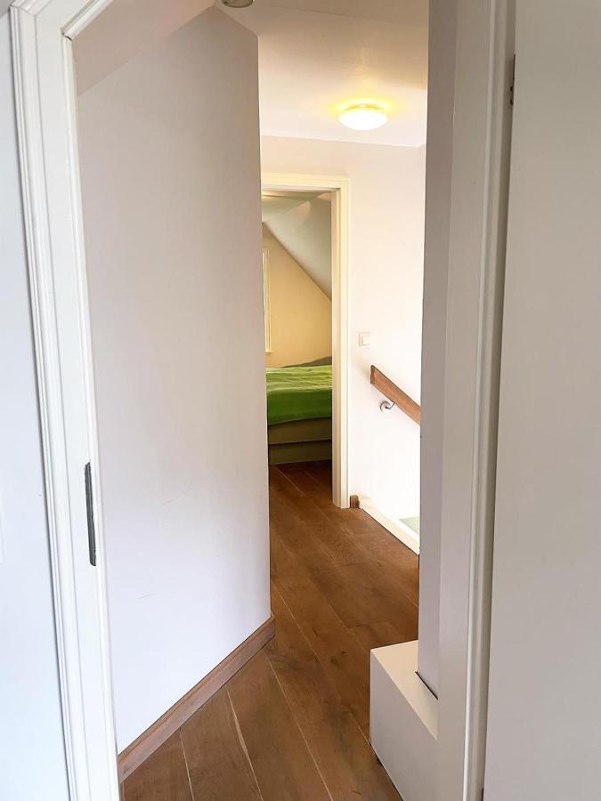 Das Puppenhaus, Reetdach, Sauna, Kamin, Eingezaeunt, Badewanne, Haustiere Willkommen Emmelsbüll-Horsbüll Extérieur photo