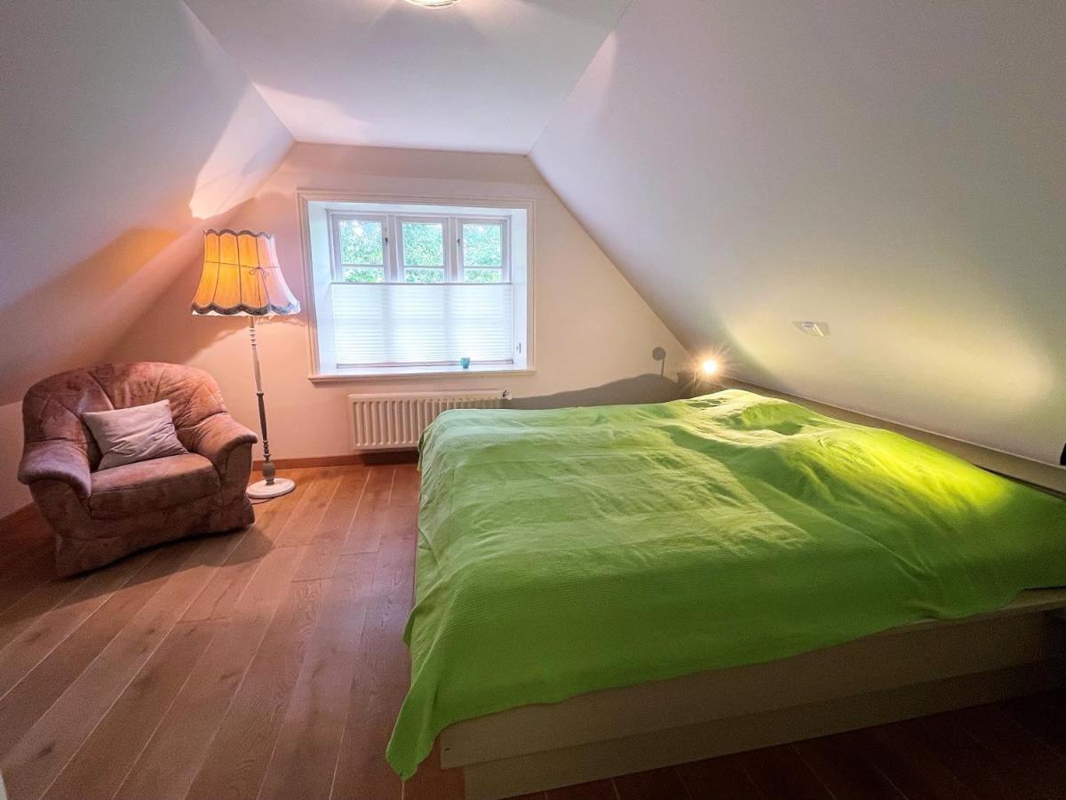 Das Puppenhaus, Reetdach, Sauna, Kamin, Eingezaeunt, Badewanne, Haustiere Willkommen Emmelsbüll-Horsbüll Extérieur photo